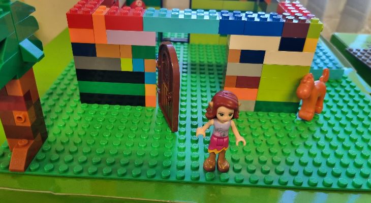 A Lego house.
