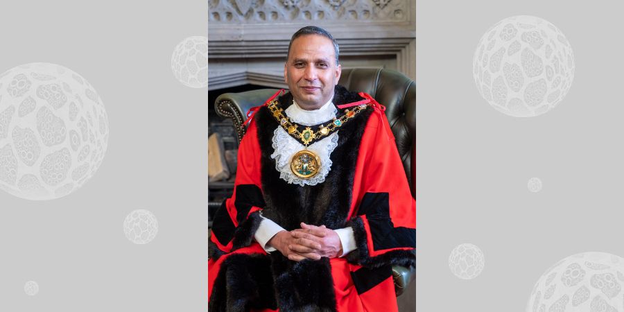 An photograph of Mayor Councillor Shakil Ahmed wearing his Mayoral uniform.