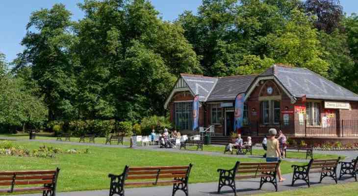 Queens Park cafe on a sunny day.