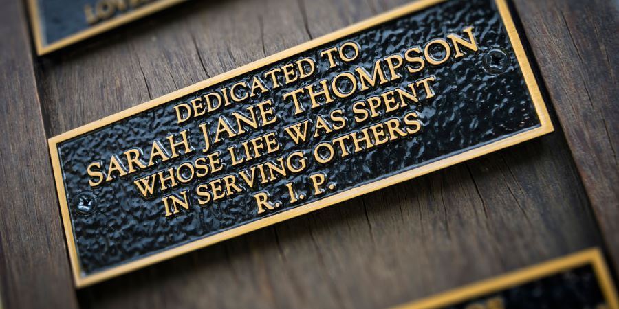 Example of a woodland memorial plaque.